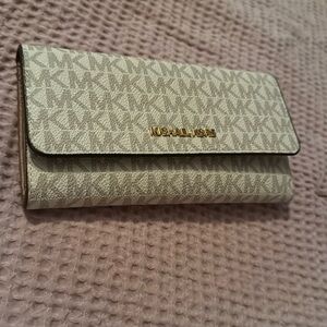 Michael Kors wallet